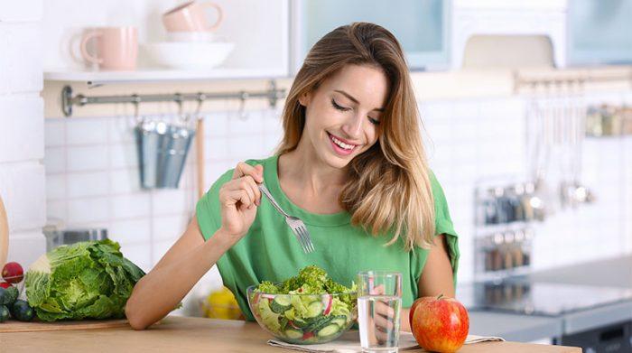 Leicht und voller Vitamine: Salate sind äußerst gesund. © Shutterstock, New Africa