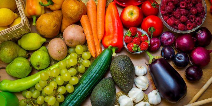 Lecker und gesund: Gemüse und Obst bieten eine große Vielfalt. © Shutterstock, napocska